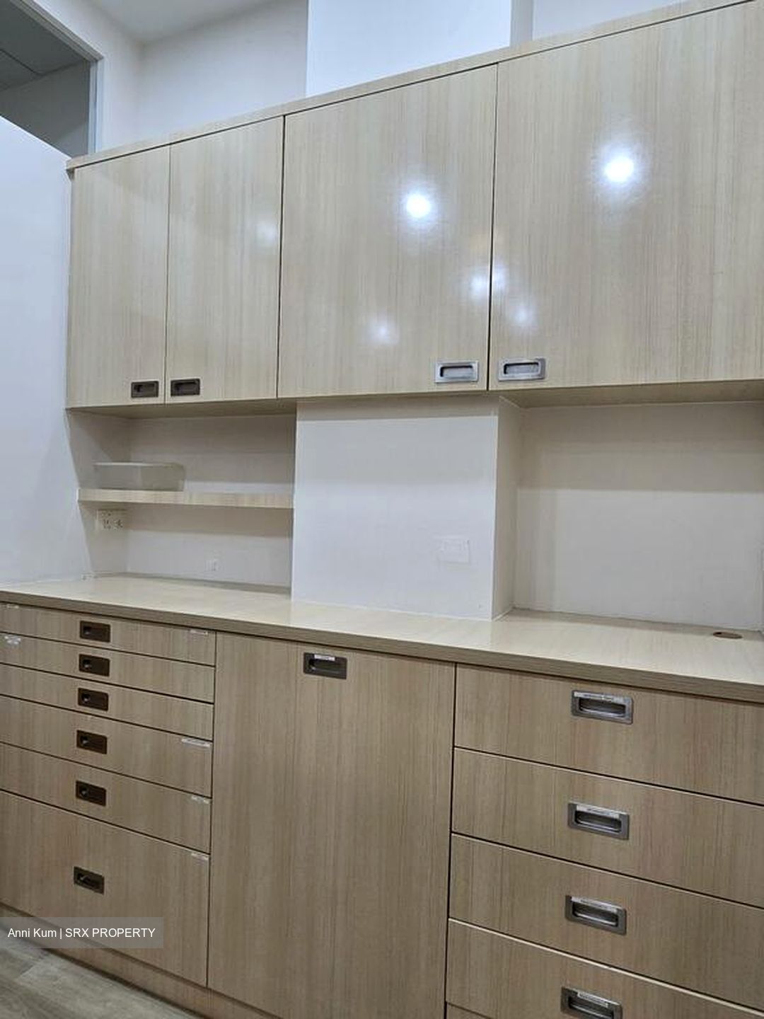 SQUARE 2 (D11), Retail #497413401